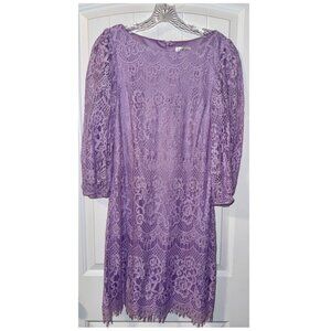 Elegant and detailed lilac lace dress with sheer balloon sleeves - Size 6
